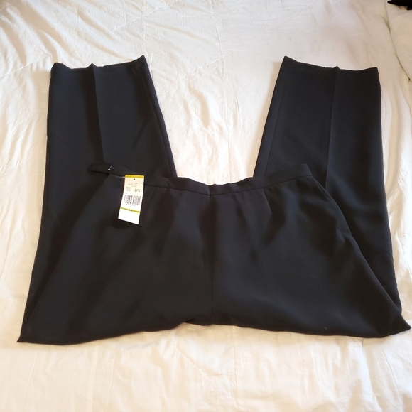 Jones Wear Black Suit Pants - Picture 2 of 5